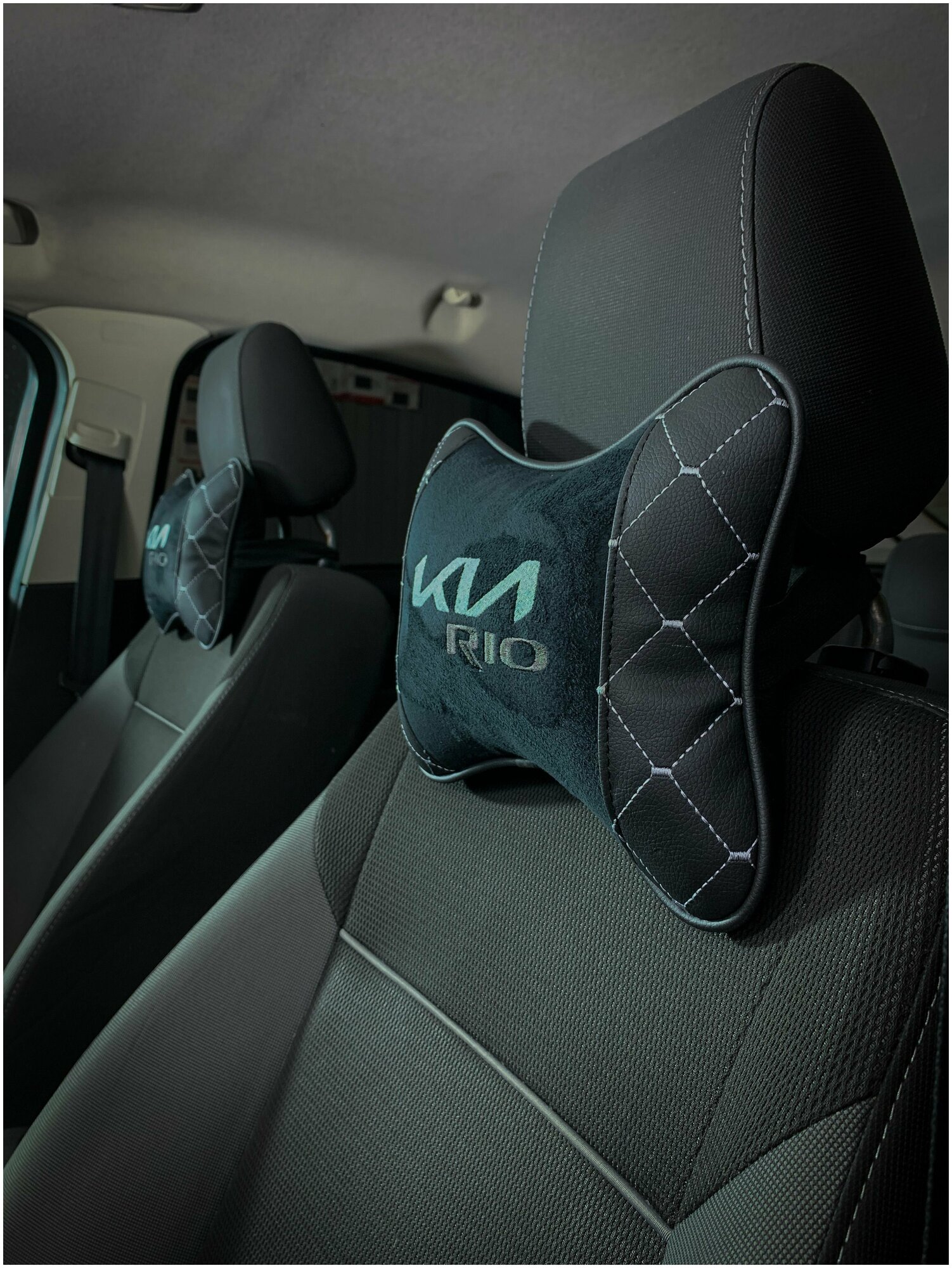 Подушка на подголовник для автомобиля KIA rio