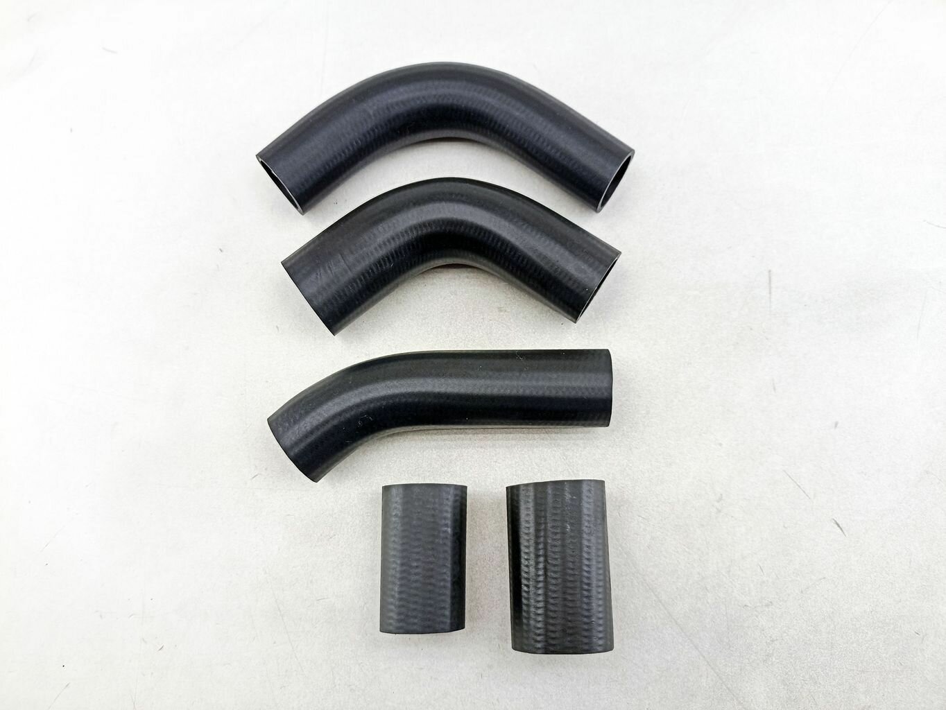 фото Патрубки радиатора УАЗ 452, 469 дв.4218 (к-кт из 5-ти шт.) резина, черные "ВПТ"