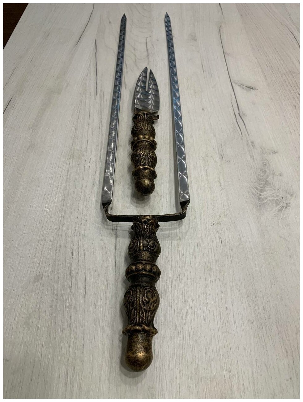 Двойной шампур и нож-вилка со стальной ручкой, Кованые Изделия - фотография № 5