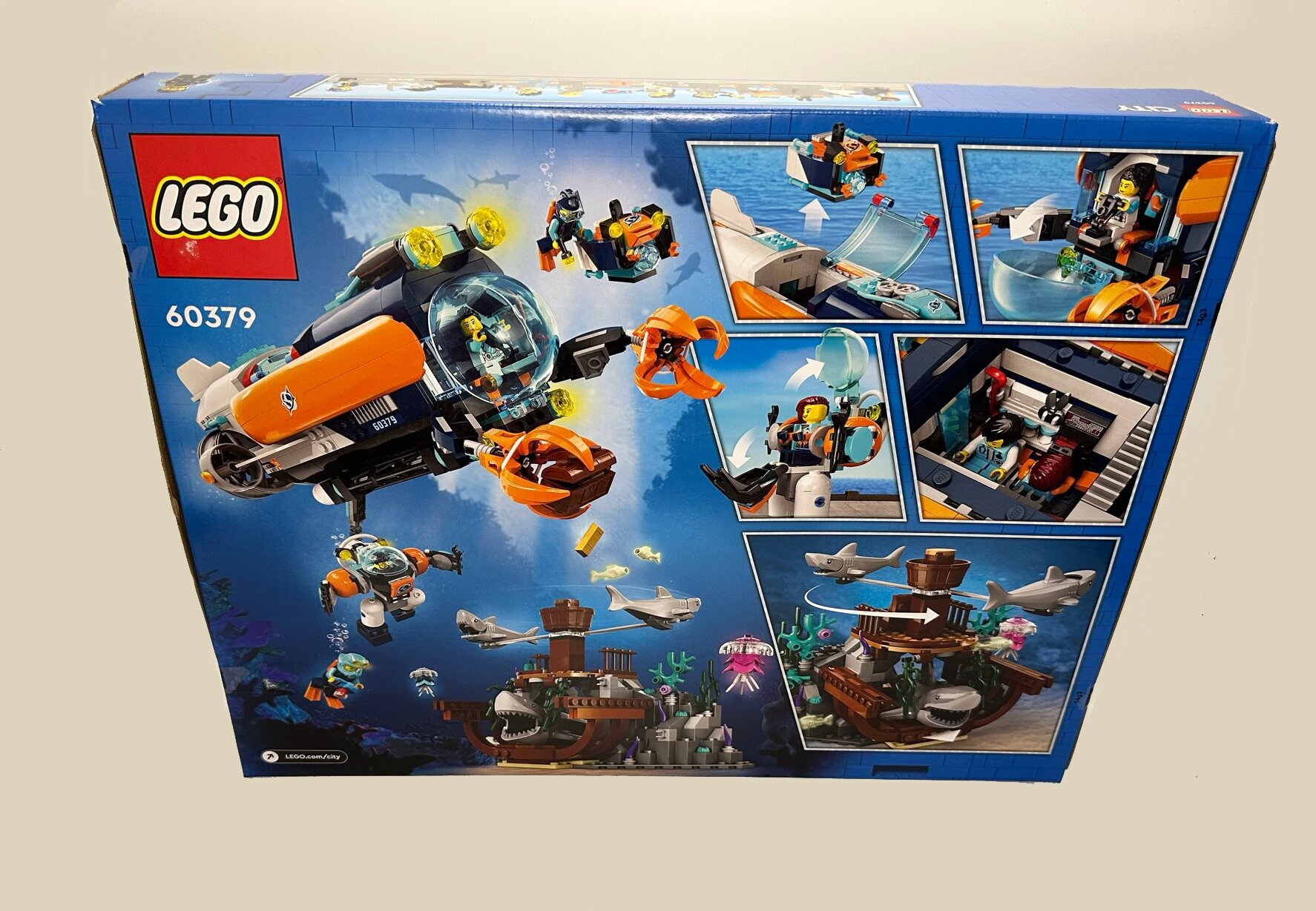 LEGO City Глубоководная исследовательская подводная лодка 60379 - фото №14