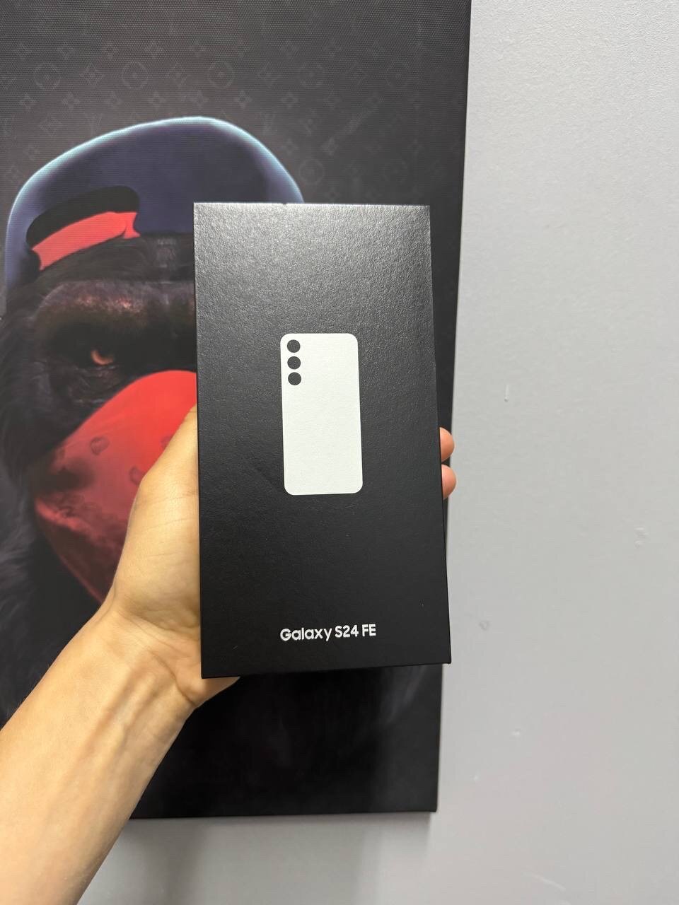 Смартфон Samsung Galaxy S24 FE 8/256ГБ, Dual: nano SIM + eSIM, Grey