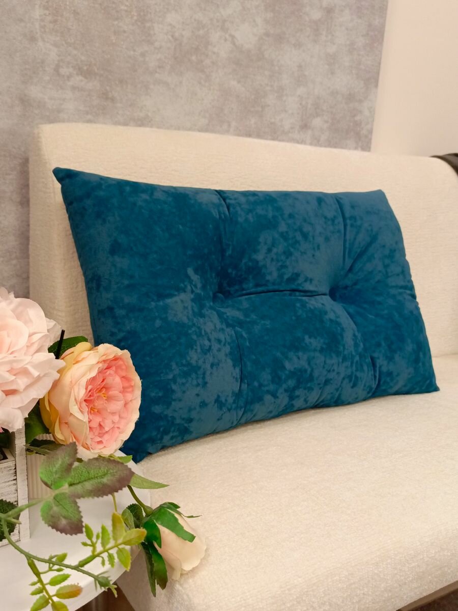 Подушка диванная 40х60 см синяя