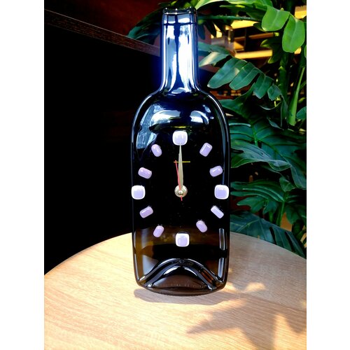 Часы настенные механические Бутылка сиреневый