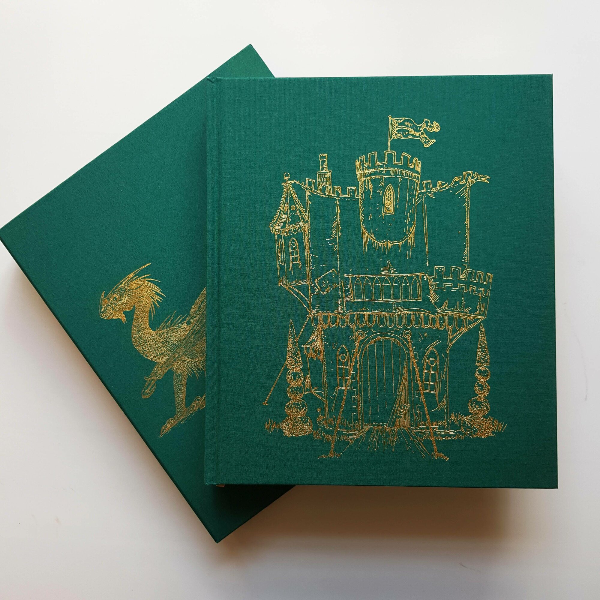Гарри Поттер и Кубок Огня: Делюкс иллюстрированное издание, Harry Potter and the Goblet of Fire: Deluxe Illustrated Slipcase Edition - фото №14