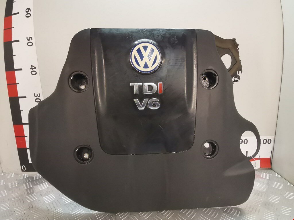 Накладка (крышка) двигателя декоративная Volkswagen Passat 5 GP 059103925C арт. 1533670