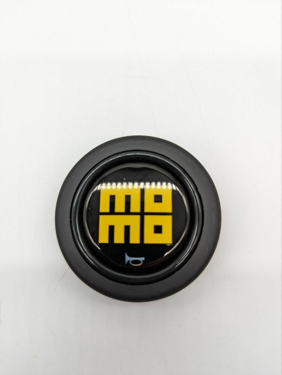 Универсальная кнопка сигнала для гоночного руля MOMO