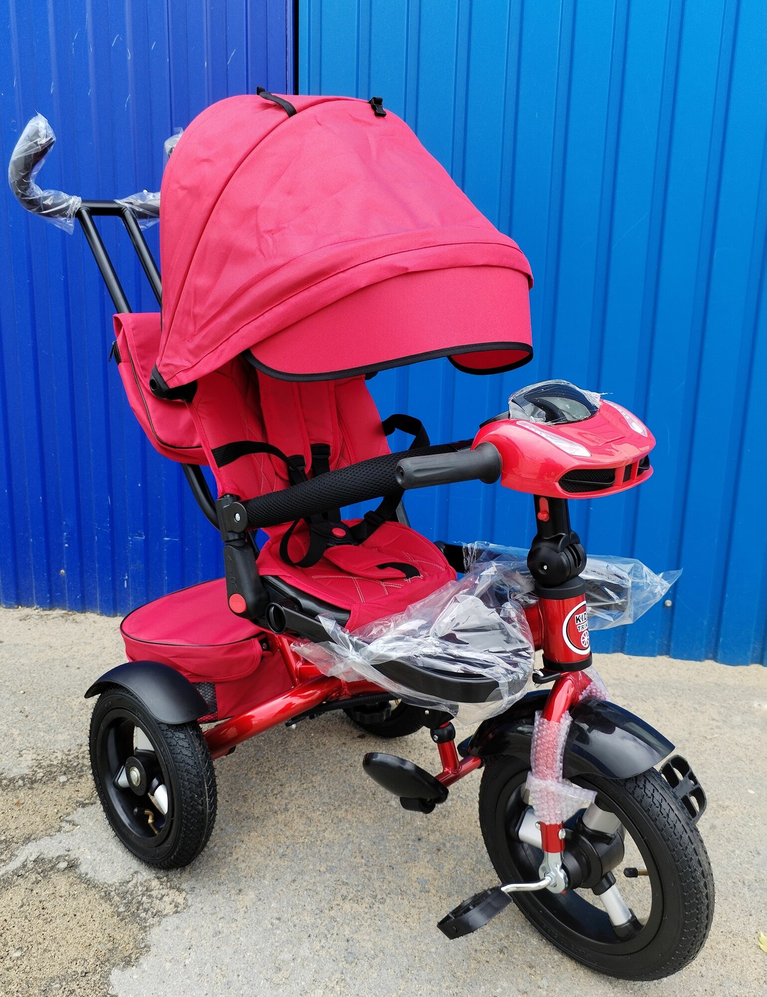 Детский трехколесный велосипед с поворотным сиденьем Kids Trike