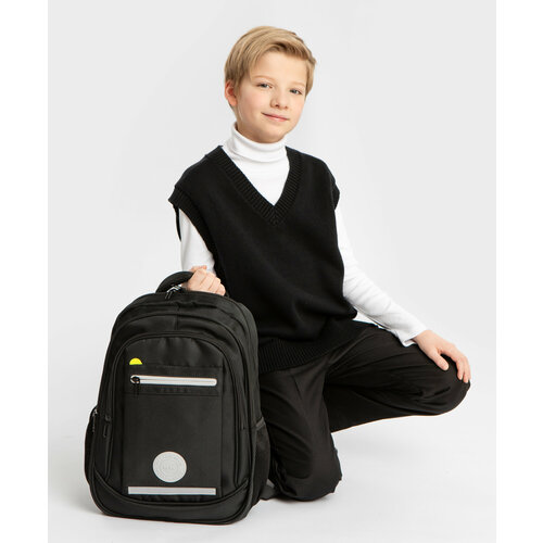 Рюкзак с мягкой спинкой черный Button Blue р One size мод 224BBBS21020800 3699₽