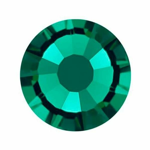 2058HFT SS16 Стразы холодной фиксации Swarovski Emerald F -30шт 605₽