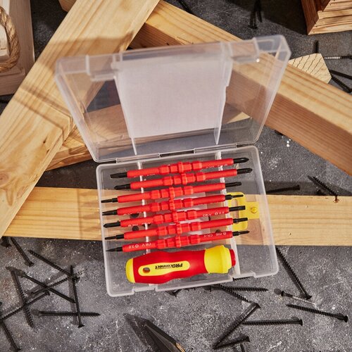 Набор отверток PROconnect 12-4773 8 предм красный 855₽