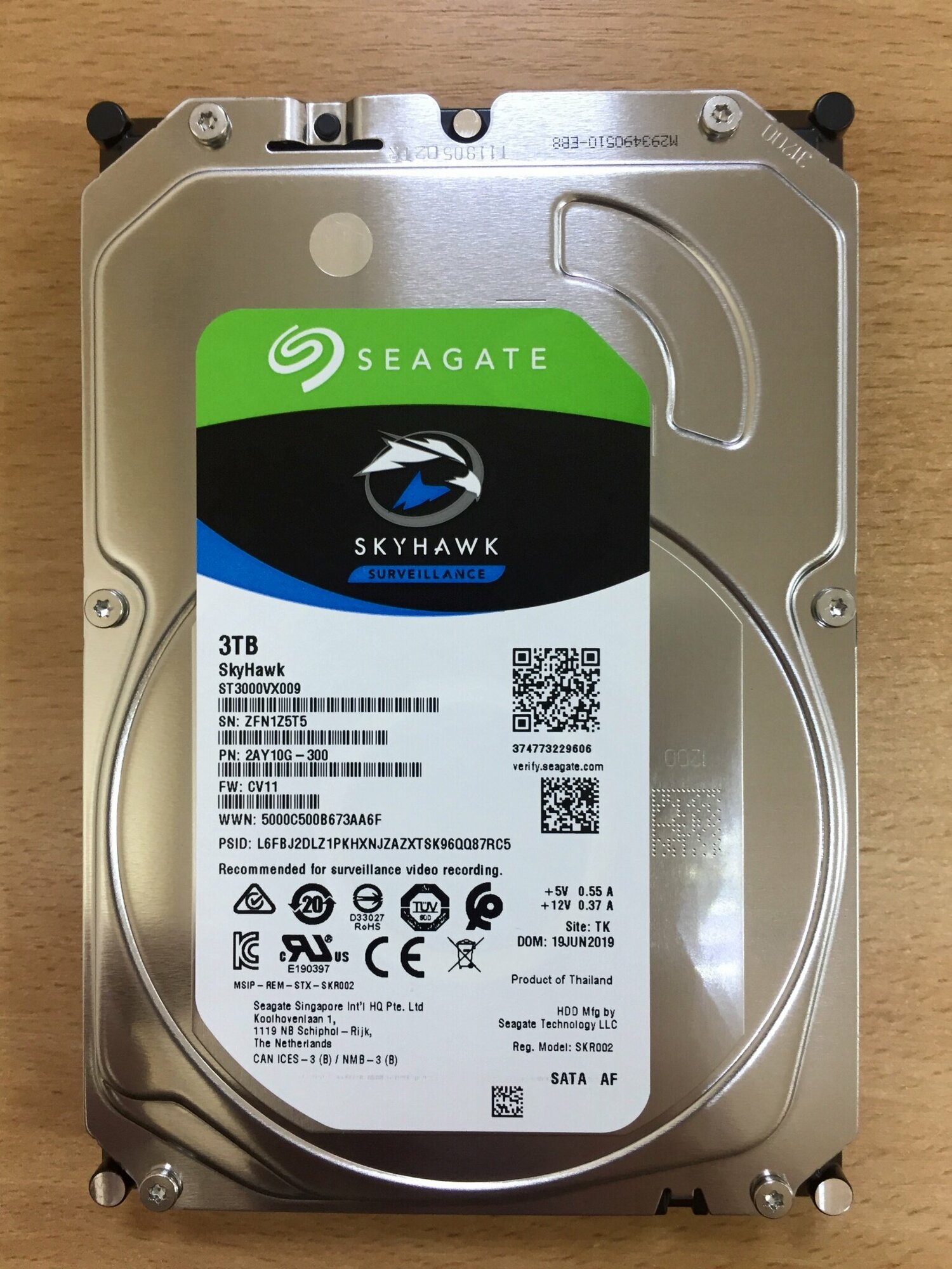 Жесткий диск SEAGATE Skyhawk , 3Тб, HDD, SATA III, 3.5" - фото №10