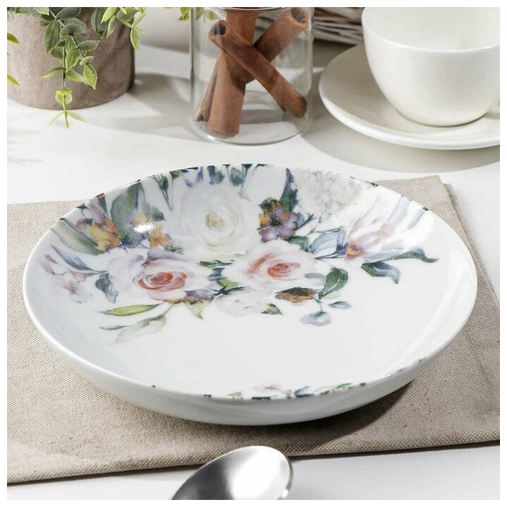 фото Тарелка глубокая «Верона», 700 мл, d=20 см, белая, фарфор