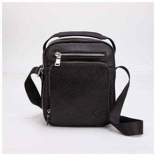 фото Планшет мужской, отдел на молнии, 3 наружных кармана, регулируемый ремень, цвет чёрный noname