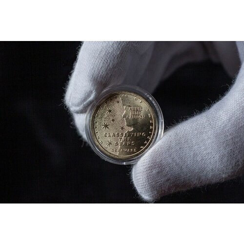 Монета 1 доллар в капсуле Энни Джамп Кэннон Классификация звезд D. США, 2019 г. в. UNC