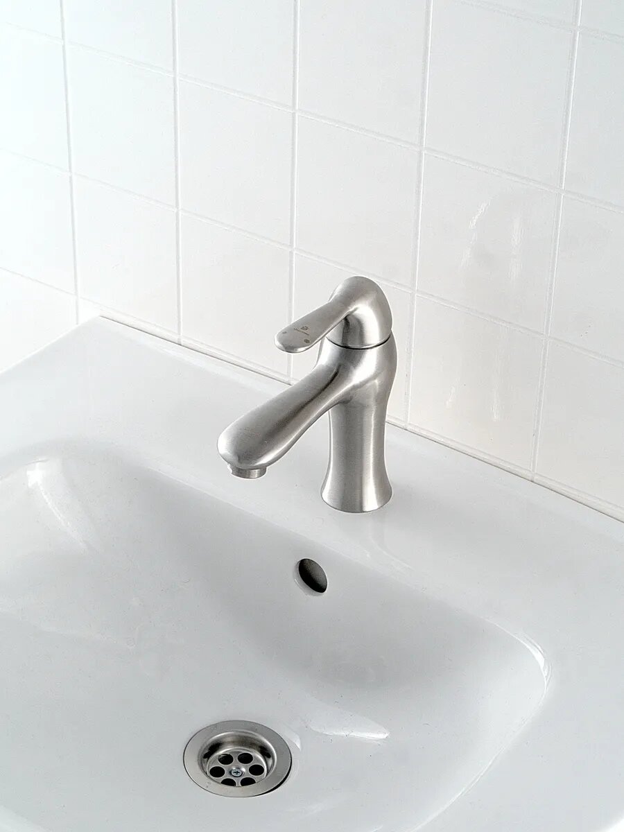 Смеситель для раковины Diadonna, нержавеющая сталь, однорычажный — фото 1