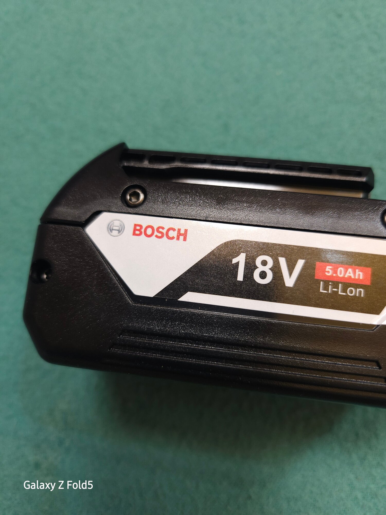 Изображение Аккумулятор Bosch GBA 18V 5Ah Li-Ion, BAT609, BAT610, BAT611, 1600A004ZN, с индикацией