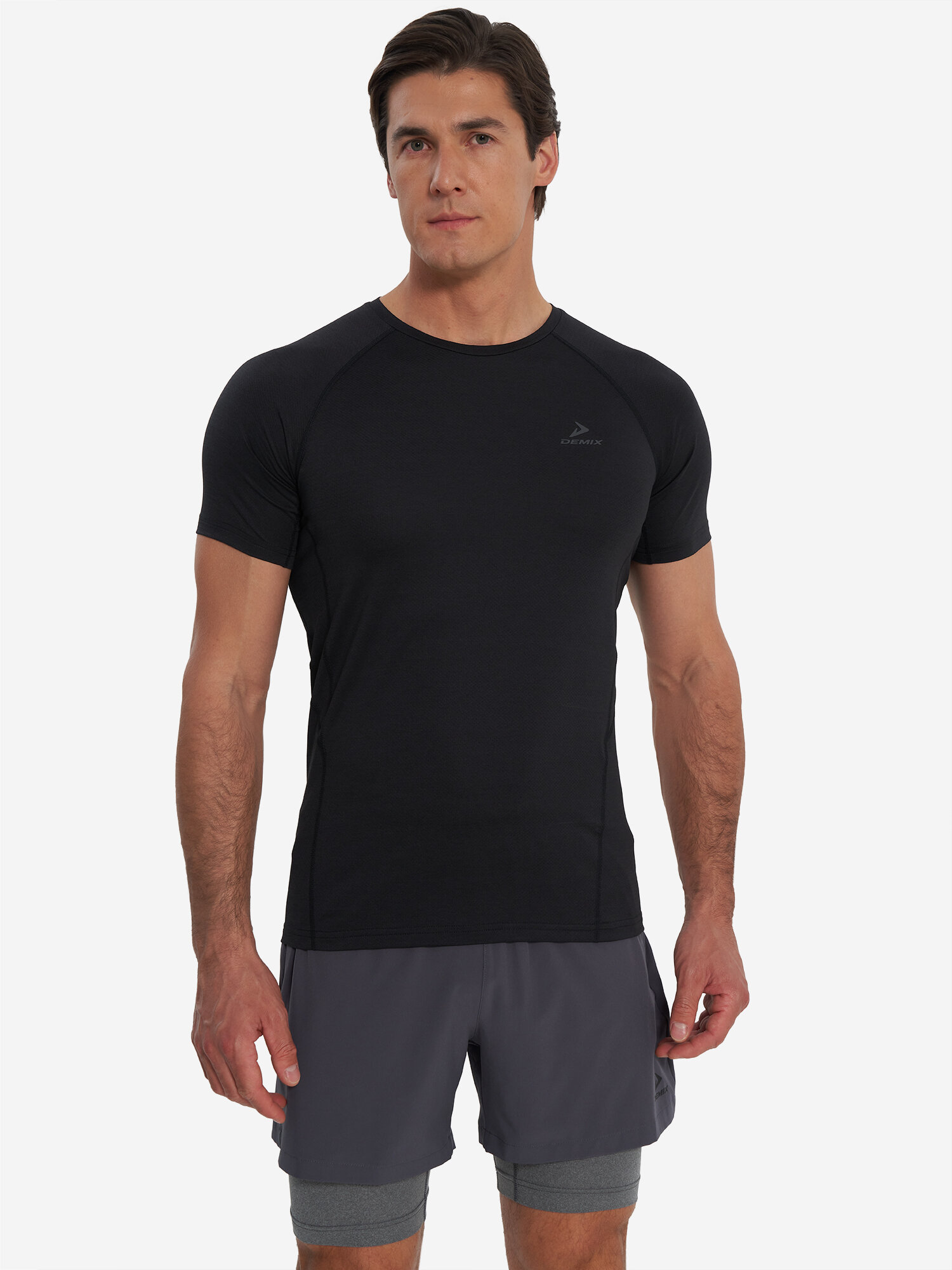 Футболка спортивная Demix, размер 50, черный — фото 1