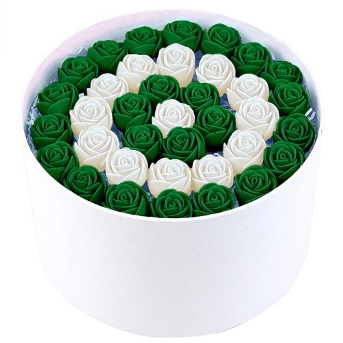 Шоколадные розы CHOCO STORY - 37 шт. в Белой шляпной коробке, Белый и Зеленый Бельгийский шоколад - круглый узор, 444 гр. Z37-B-BZ-O