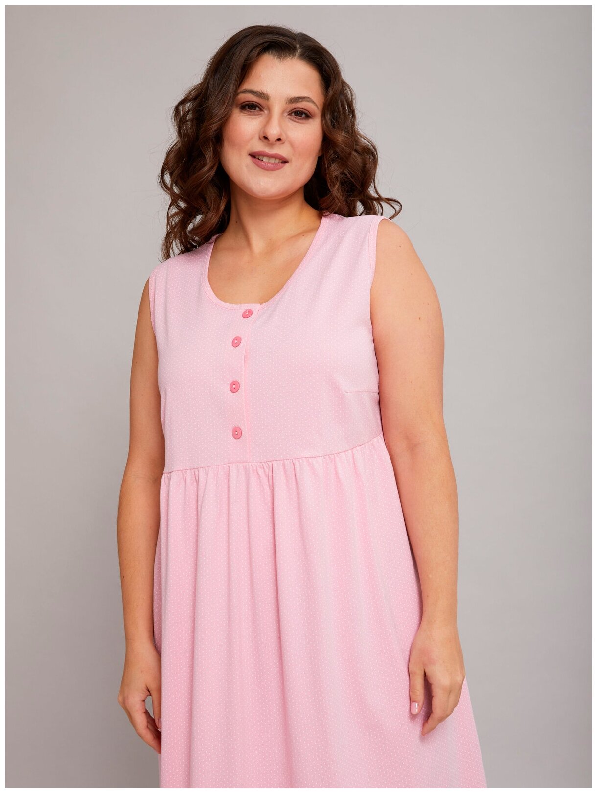 Сорочка ночная женская Алтекс без рукавов розовая в горошек, размер 50 - фотография № 1