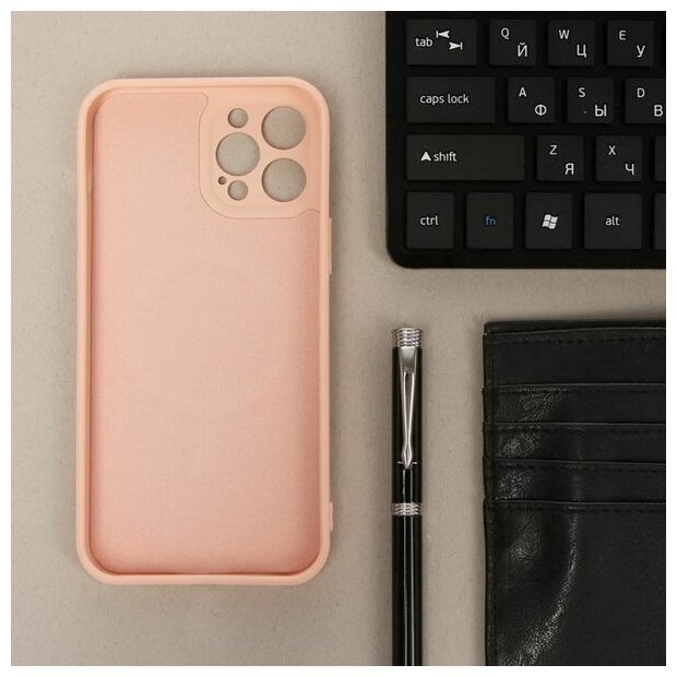 Чехол LuazON для iPhone 12 Pro Max, поддержка MagSafe, силиконовый, розовый
