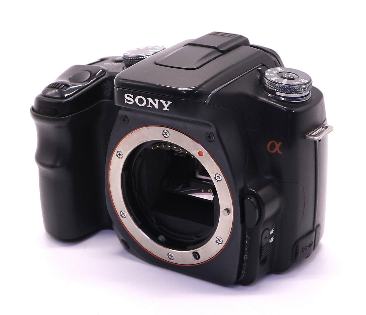 Sony Alpha DSLR-A100 body б.