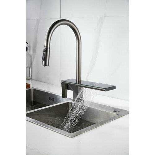 Кухонный смеситель с выдвижным изливом и системой водопад, графит L02BY