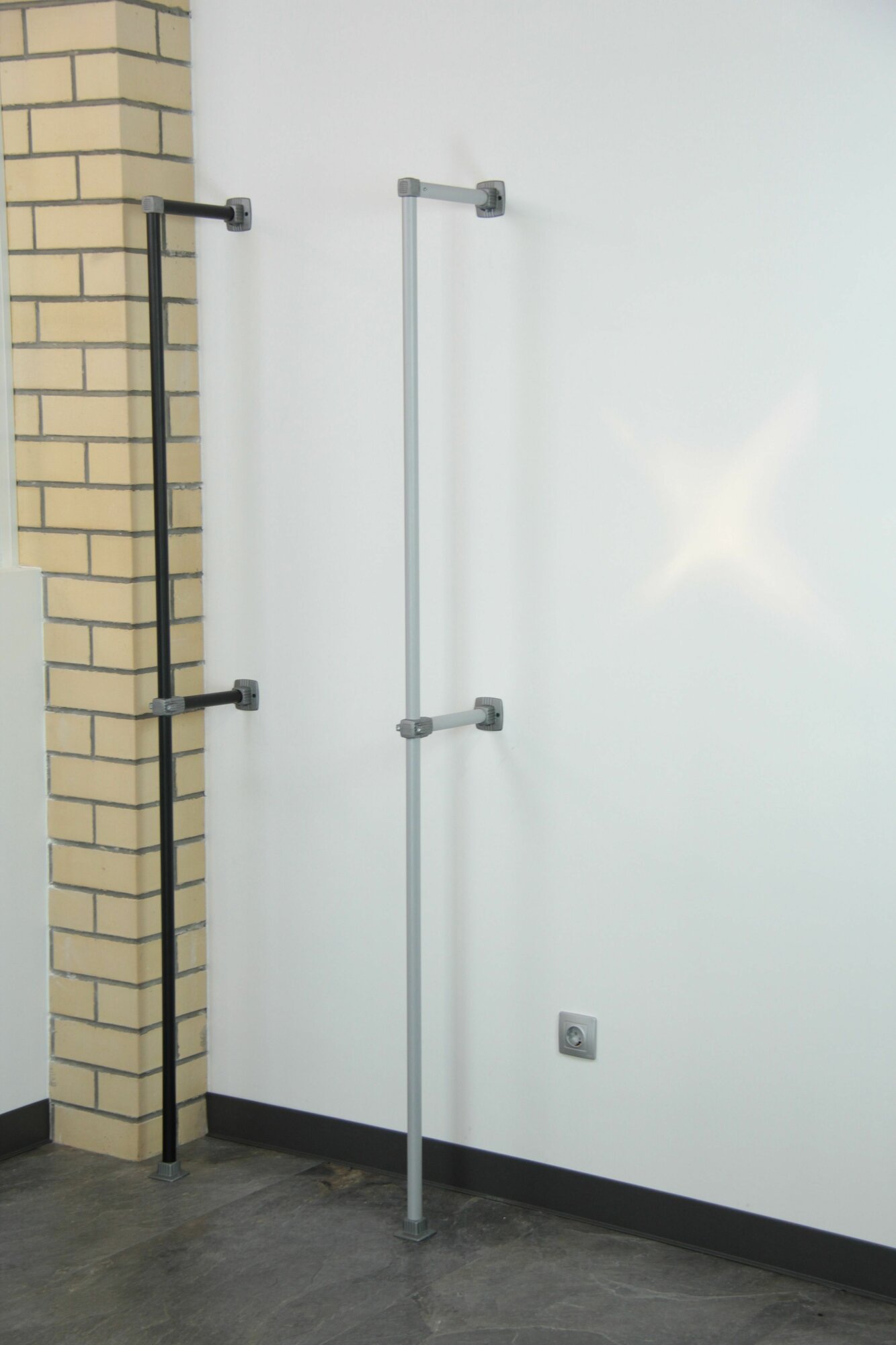 Стойка гардеробной/стеллажной системы хранения Holl-System