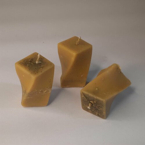 Набор восковых свечей с полынью