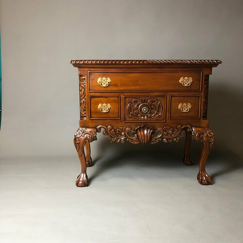 фото Комод domkorleone в стиле chippendale из красного дерева (mahogany wood) с ящиками, цвет орех hp (коричневый) дом корлеоне