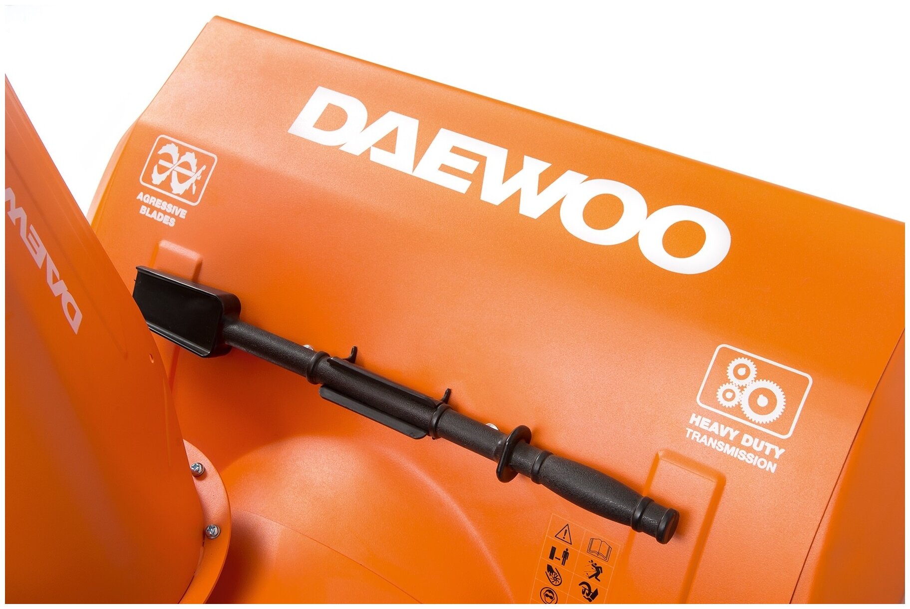 Снегоуборщик бензиновый Daewoo Power Products DAST 1590, самоходный - фотография № 11