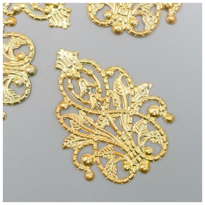 Декоративный элемент "Орнамент", цвет золото 3,5х4,8 см./В упаковке шт: 5