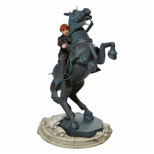 Статуэтка Рона Уизли на шахматном коне