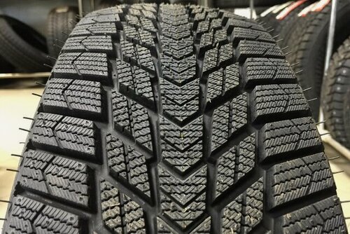 Изображение товара 185/60 R-15 Roadstone Winguard Ice Plus 88T