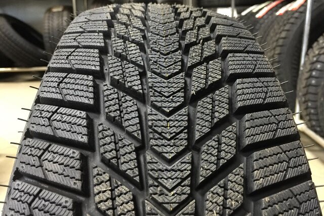 205/50 R-17 Nexen Winguard Ice Plus 93T