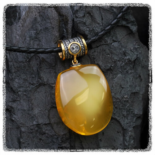 Колье DREVO Кулон «Древо Жизни» с янтарем на кожаном шнурке 14.82 гр., золото, серебро, 925 проба, золочение, янтарь, длина 10 см., желтый, золотой