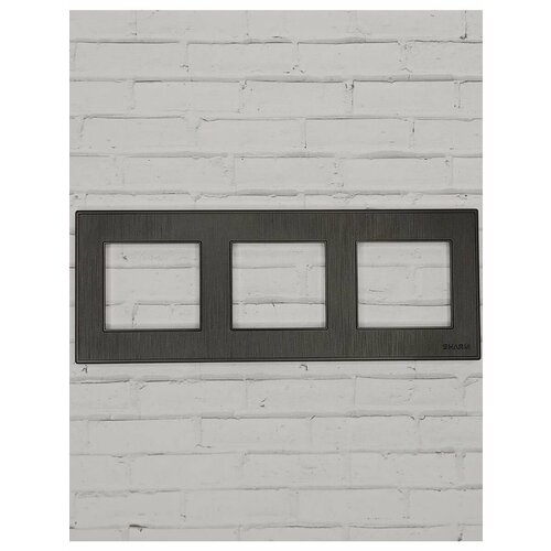 Рамка тройная для розеток черная 424