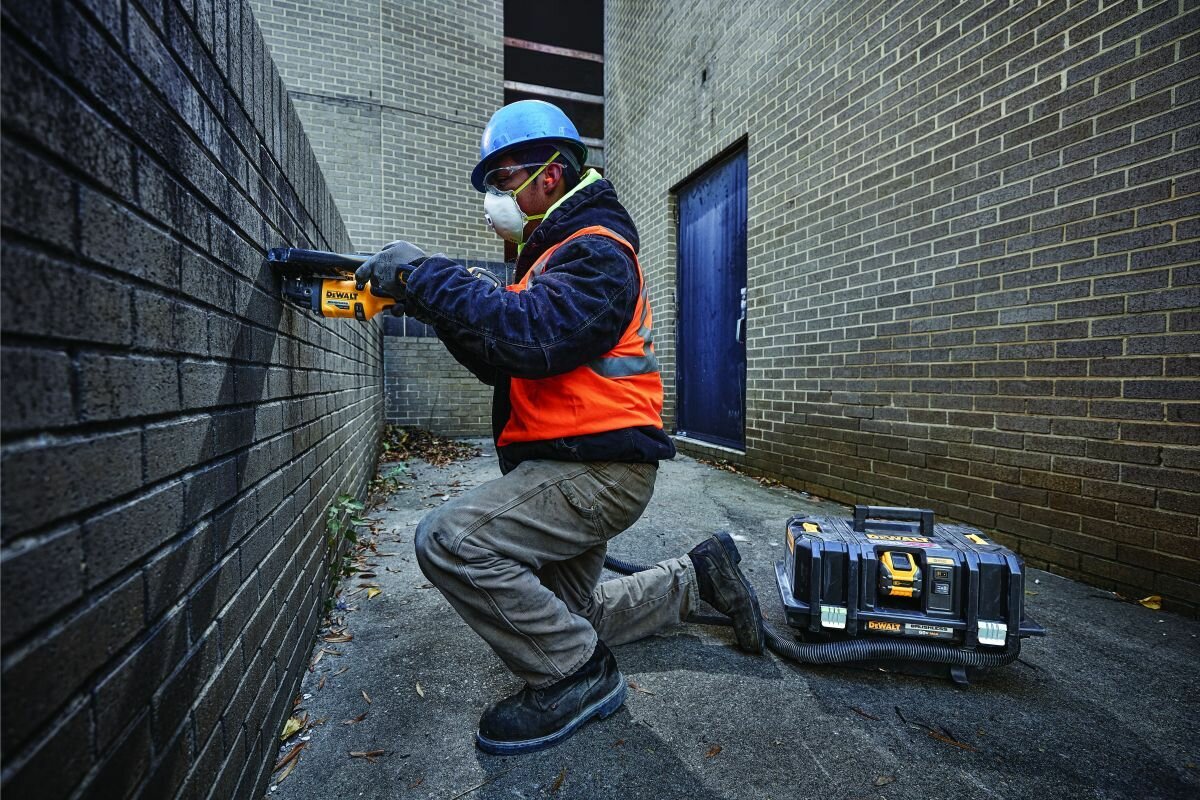 Машина шлифовальная угловая аккумуляторная DeWalt DCG418N - фото №6