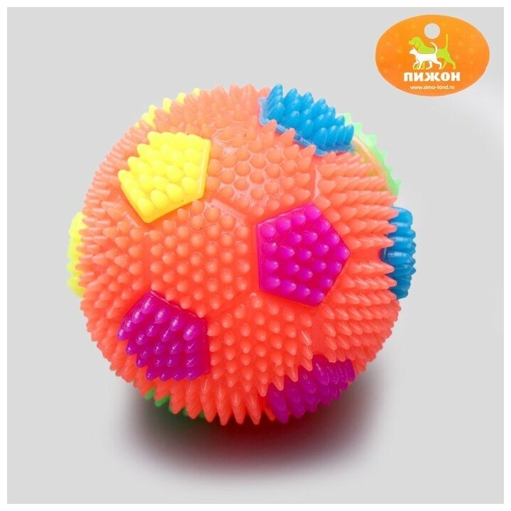 Мячик светящийся для собак "Футбол", TPR, 6,5 см, микс цветов - фотография № 8