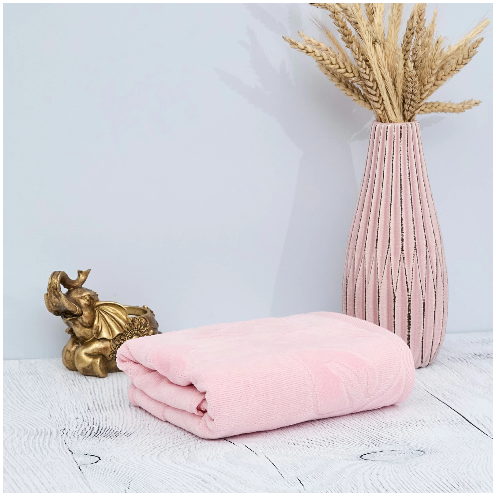 Полотенце велюровое со стрижением "Tenerezze" 70х120, розовый - фотография № 2