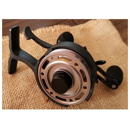 фото Катушка ice power magnet 500 ( 3bb+1rb, 0.15-160м,0.20-92м, 2.5:1, правая) fby grfish