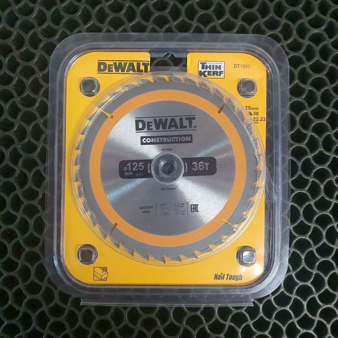 Диск пильный для резки дерева DeWalt 125x22mm 48T