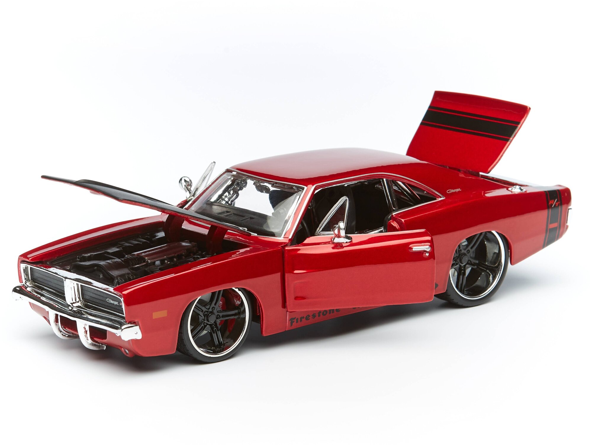 Maisto Машинка 1:24 "Design Classic Muscle - 1969 Dodge Charger R/T", красная - фото №2