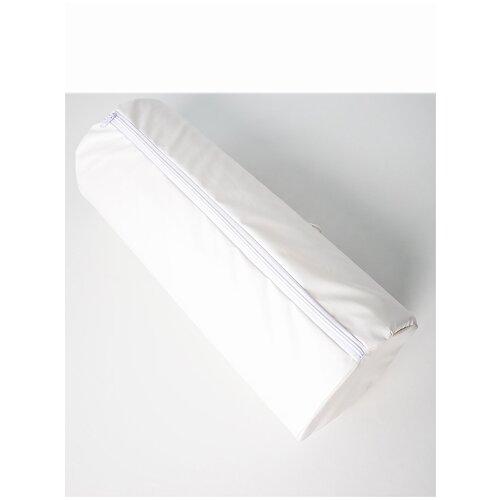 Подушка- валик для лежачих больных, спины, при варикозе, для йоги Белый цвет. Длина валика 50 см , диаметр 20см. Ткань медицинская клеенка.