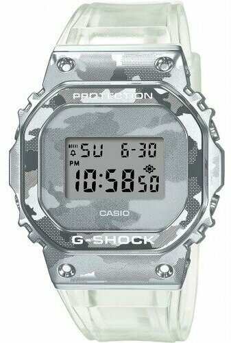 Наручные часы CASIO G-Shock GM-5600SCM-1