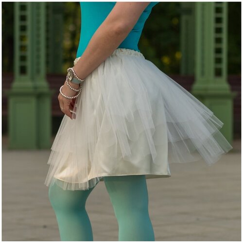 фото Стильная юбка для девичника и подружек невесты "верочка" из пышного фатина и атласной подкладки айвори свадебная мечта