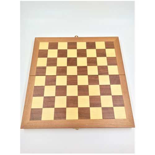 фото Настольная игра шахматы (дерево, внутри бархат) xinliye