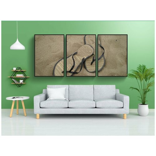 фото Набор модулных постеров для интерьера "сандалии, песок, пляж" 60x90 см. в тубусе, без рамки lotsprints