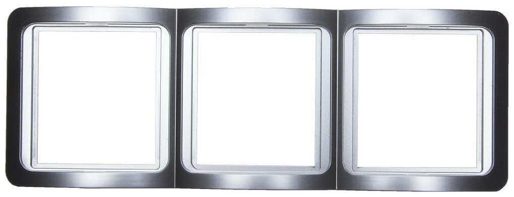 Панель СВЕТОЗАР "гамма" накладная, вертикальная, цвет светло-серый металлик, 3 гнезда