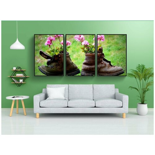 фото Набор модулных постеров для интерьера "цветок, горные ботинки, старый" 60x90 см. в тубусе, без рамки lotsprints