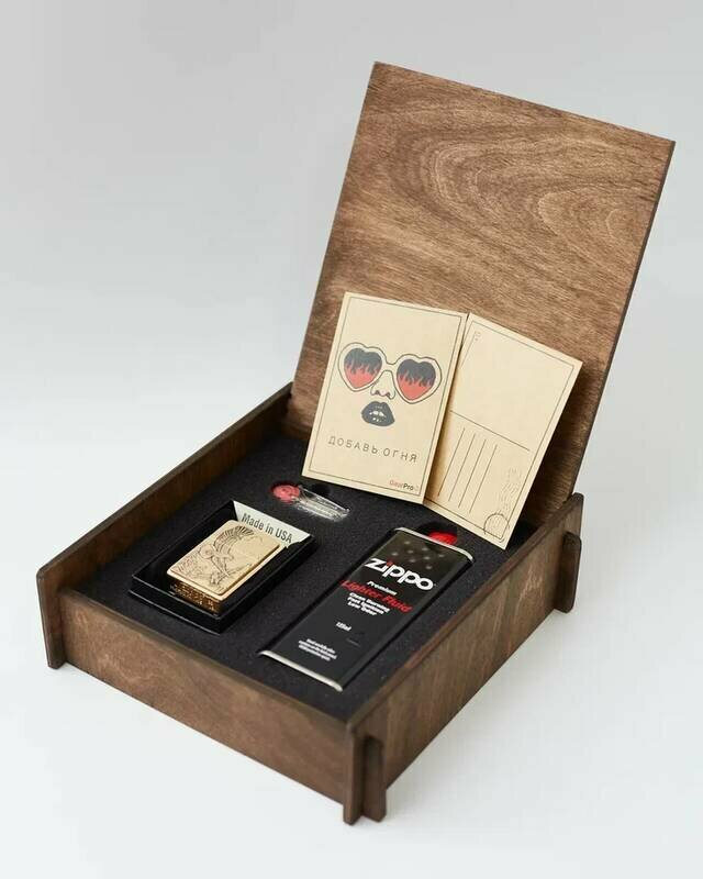 Подарочный набор оригинальная зажигалка Zippo 20854 с топливом 125 мл + кремнии в деревянной коробке